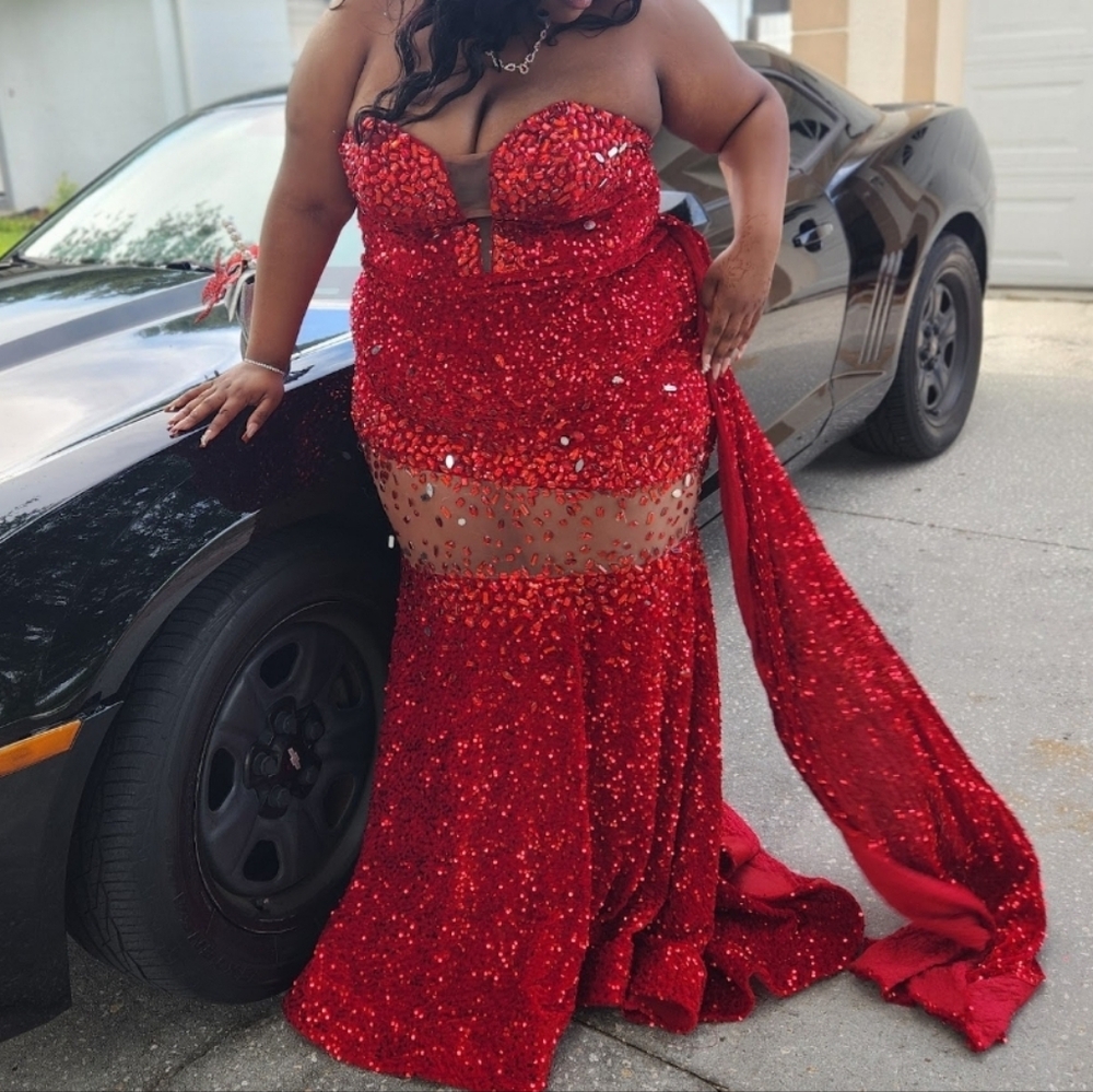 Shiny Crystals Sequined Mermaid Prom/Evening/Party  /Gala/Pageant Dress/Gown